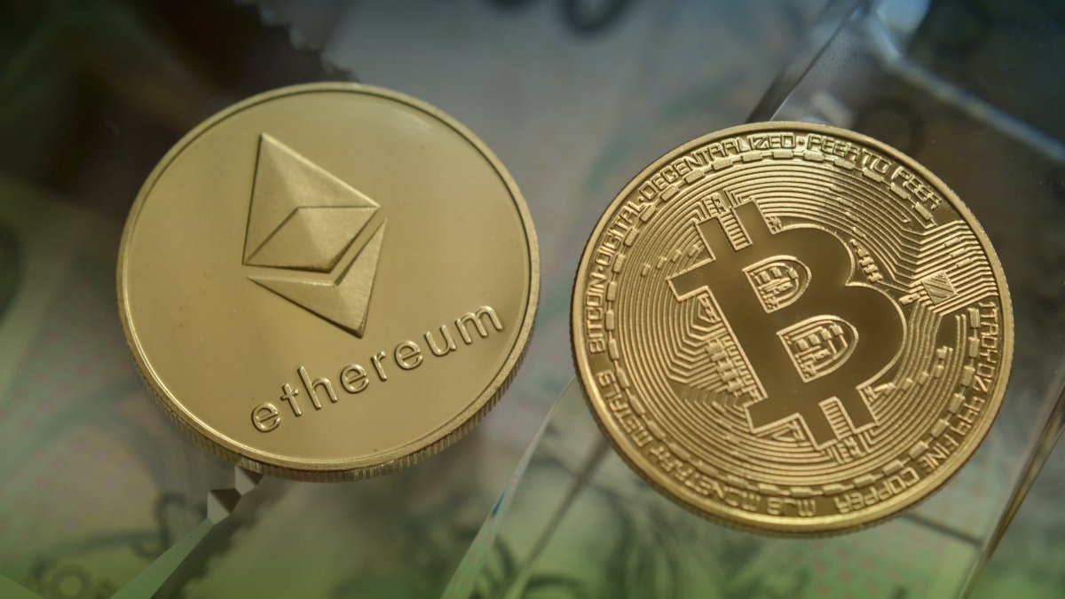 Bitcoin vs Ethereum